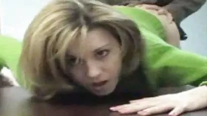 Chrissy دانلود فیلم سوپر با جوراب می شود یک ماساژ بافت های عمیق خوب